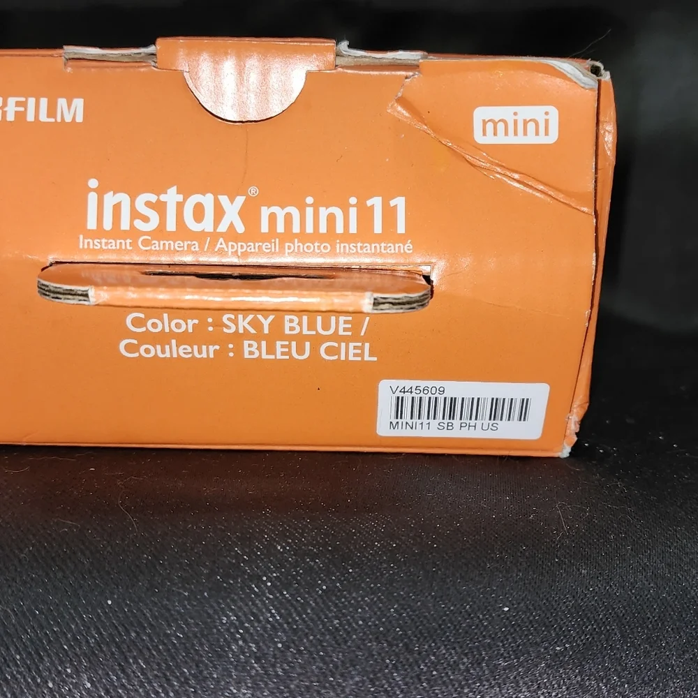 Fujifilm Instax Mini 11 Bundle